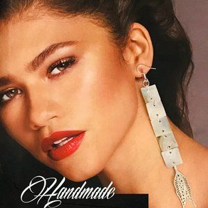 LIGHT MOTHER OF PEARL STERLING SILVER HOOK EARRING